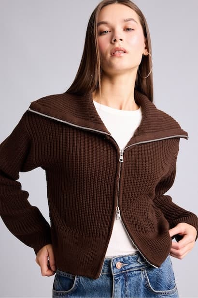 Oversize Fit Brown Zip-Up Cardigan