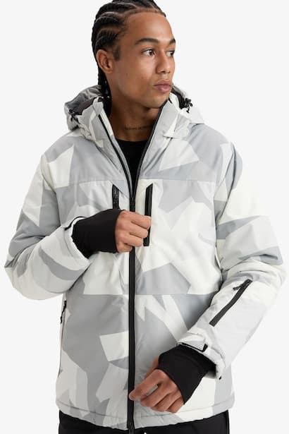 Zippered Ultra Protective Windproof Waterproof Ski Jacket