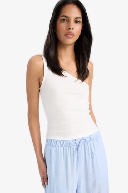 Slim Fit Camisole One Shoulder Tank Top (3)