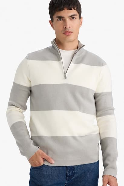 Standard Fit Knitwear Pullover