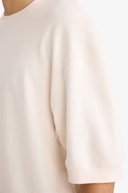 Short Sleeve T-Shirt (4)