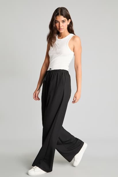 Wide Leg Black with Pockets Mid-Rise Regular Length Trousers