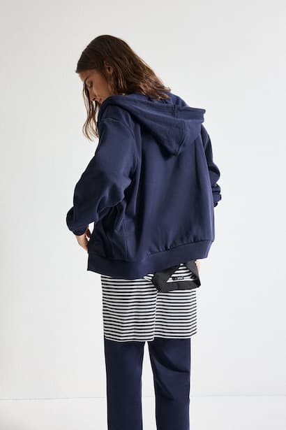 Relax Fit Hooded Basic Thick Fabric Hoodie (4)