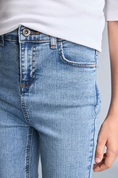 Slim Fit Jeans (٤)