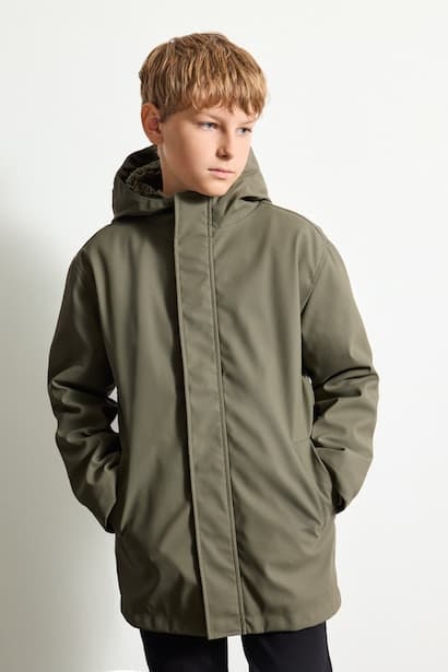 Boy Windproof and Waterproof Hooded Plush-Lined Jacket Coat (٤)