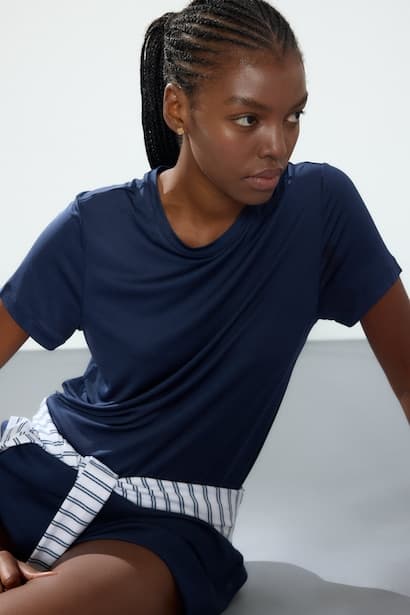 Standard Fit Crew Neck Basic Sports T-Shirt