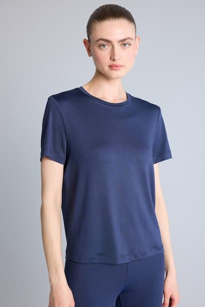Standard Fit Crew Neck Basic Sports T-Shirt (٤)