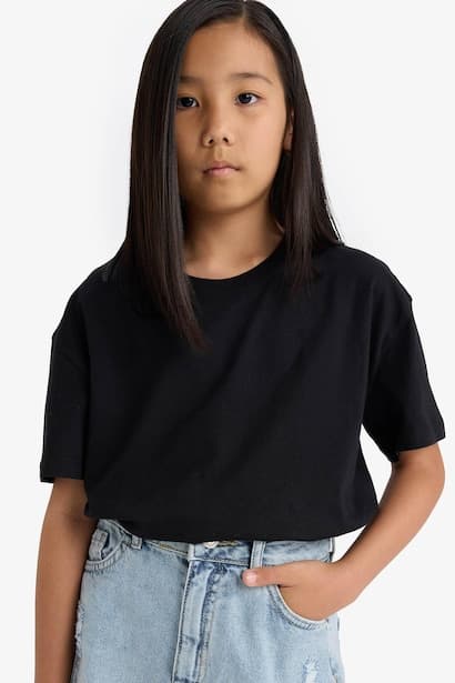 Girl Relax Fit Crew Neck Short Sleeve T-Shirt (3)