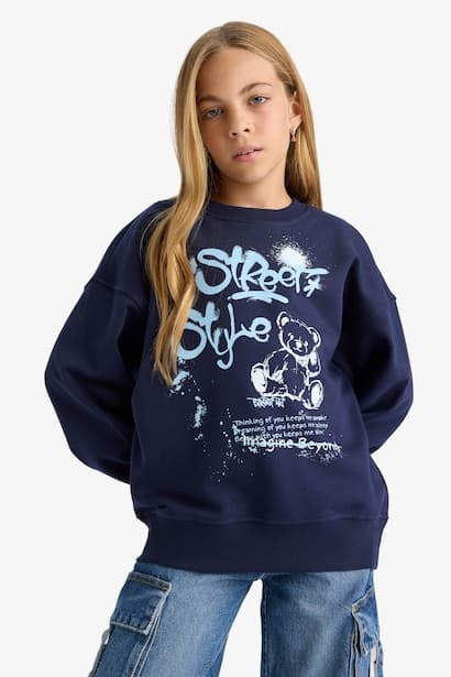 Girl Oversize Crew Neck Printed Back Sweatshirt (٣)
