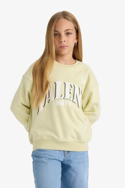 Girl Relax Fit Crew Neck Printed Sweatshirt (4)