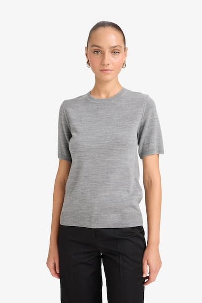 Regular Fit Crew Neck Short Sleeve Knit Pullover (٣)