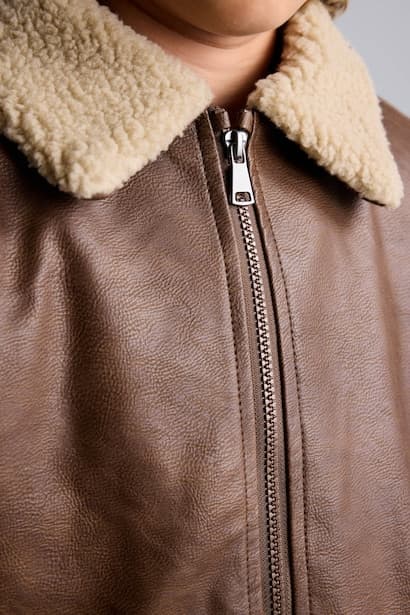 Boy Polo Collar Zip-Up Plush Lining Jacket Coat (٤)