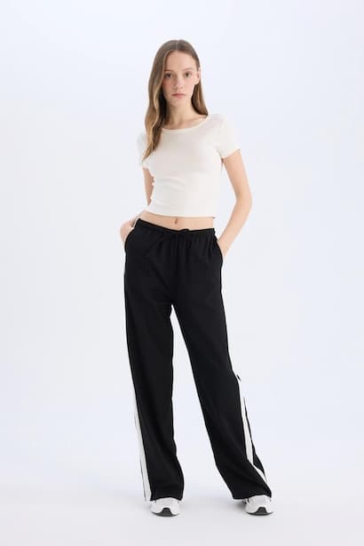 Normal Waist Wide Leg Trousers (٣)