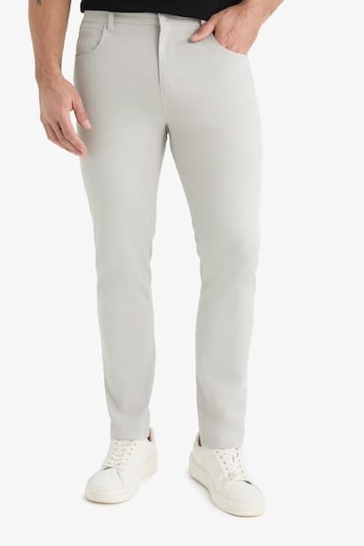 Slim Fit Skinny Leg Textured Trousers (٤)