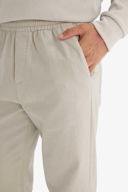 Relax Fit Straight Leg Trousers (٣)