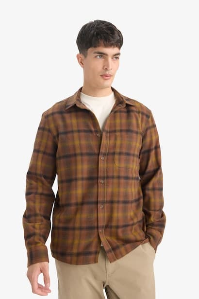 Regular Fit Polo Collar Plaid Flanel Long Sleeve Shirt (٣)