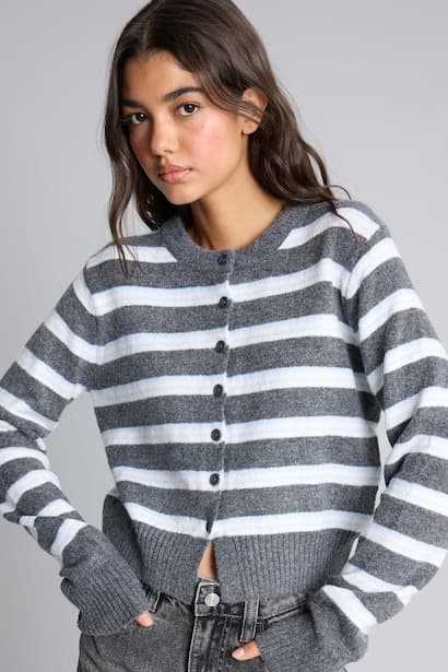 Slim Fit Knit Cardigan (٤)