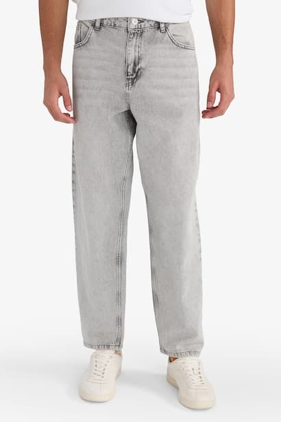 Relax Fit Straight Leg Jeans Denims (٤)