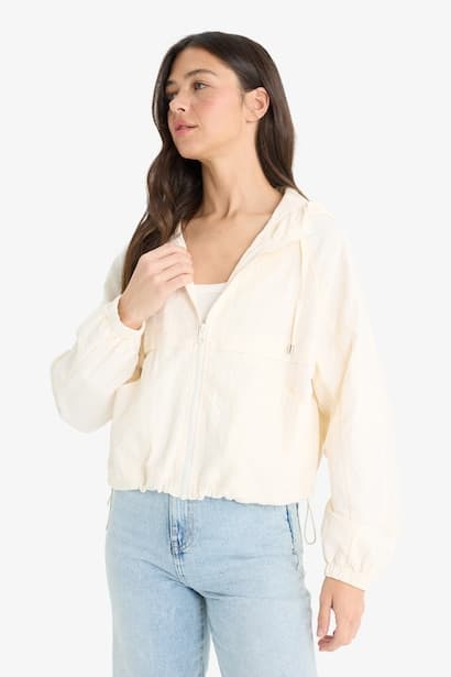 Regular Fit Hooded Zip-Up Crop Raincoat (3)