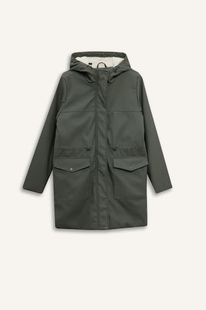 Raincoat (4)