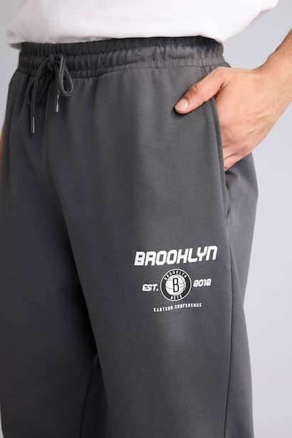 DeFactoFit NBA Brooklyn Nets Standard Fit Jogger Sweatpants Trousers (٤)