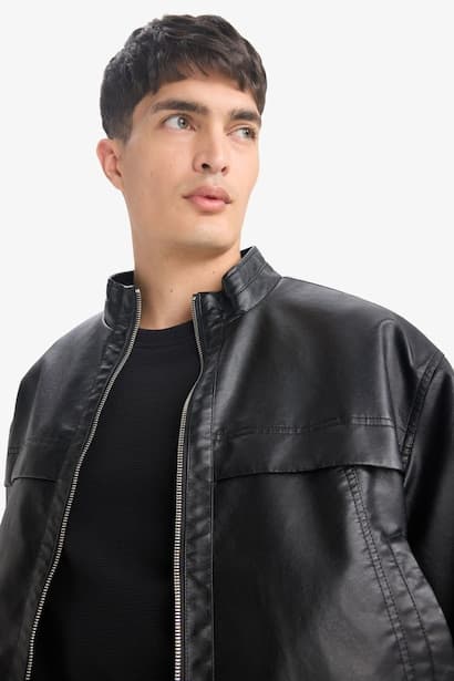 Oversize Fit Faux Leather Jacket (٣)