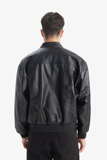 Oversize Fit Faux Leather Jacket (٤)