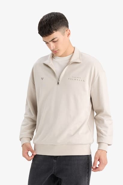 Boxy Fit Vikings Valhalla Printed Long Sleeve Sweatshirt (4)