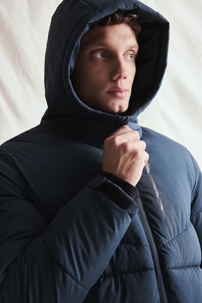 Regular Fit Water-Repellent Windproof Hooded Jacket (4)
