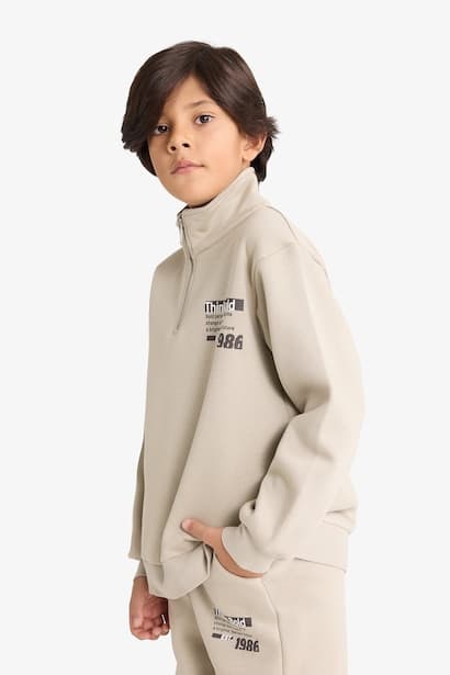 Boy Regular Fit Half Zippered Soft Fuzzy Inside Sweatshirt (4)