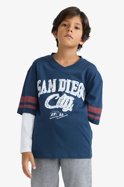 Boy Oversize V Neck Printed Long Sleeve T-Shirt (٣)