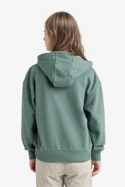 Girl Relax Fit Basic Hoodie (4)