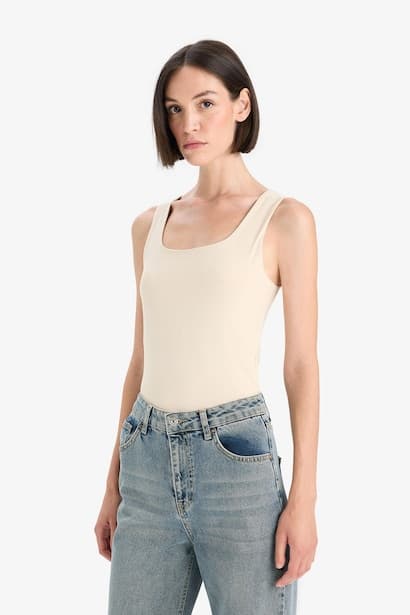 Slim Fit Square Neck Basic Tank Top Tank Top & Crop Top (٣)
