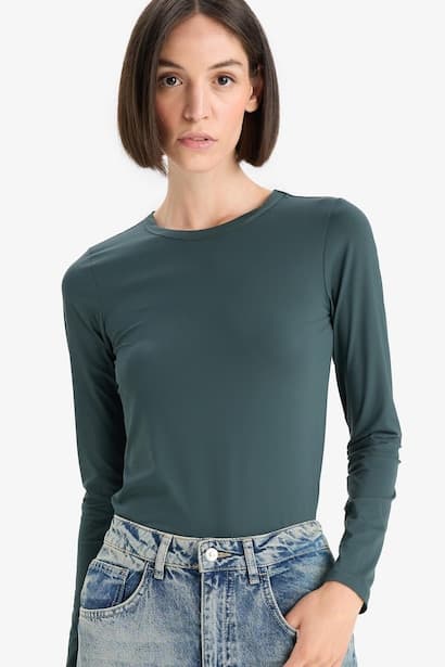 Slim Fit Long Sleeve T-Shirt