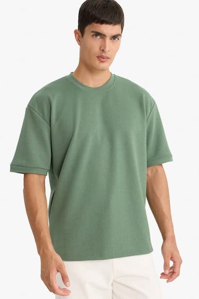 Oversize Fit Crew Neck Short Sleeve T-Shirt