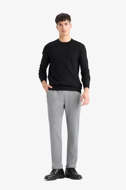 Jogger Fit Crop Elastic Waist Cotton Trousers (٣)