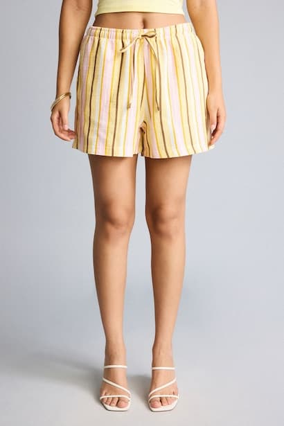 A Cut Muslin Striped Normal Waist Short Leg Shorts (4)