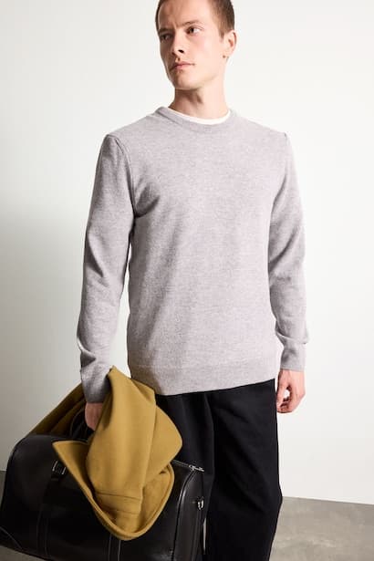 100% Wool Standard Fit Crew Neck Pullover