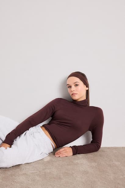 Fall in Love Modal Cashmere Soft Textured Turtleneck Top Underwear (3)