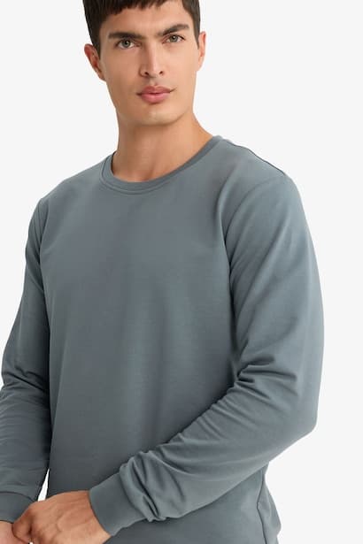 Slim Fit Crew Neck Long Sleeve T-Shirt (٤)