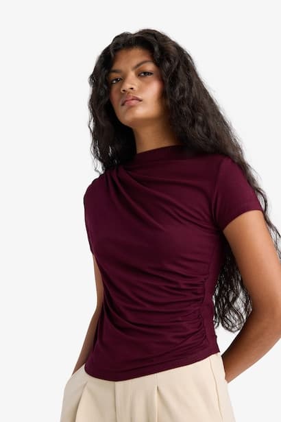 Slim Fit Half Turtleneck Short Sleeve T-Shirt (٤)