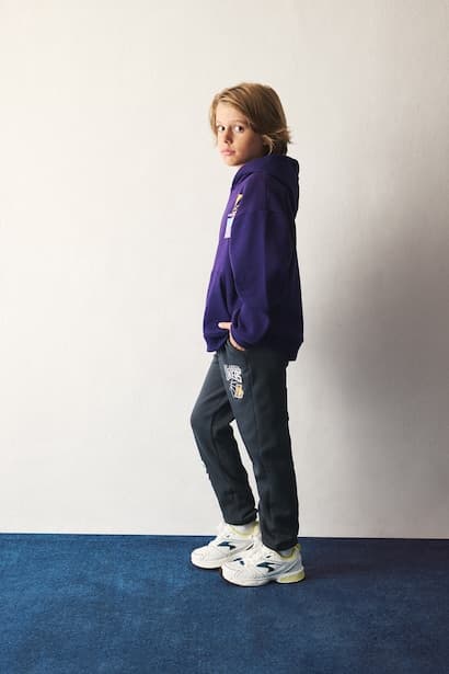 Boy NBA Los Angeles Lakers Regular Fit Elastic Leg Sweatpants Trousers (٣)