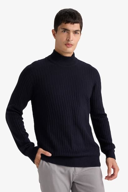 Standard Fit Turtleneck Knitwear Pullover (3)