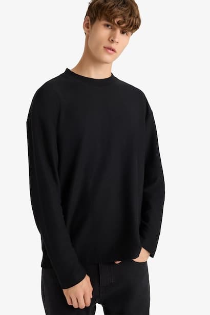 Boxy Fit Crew Neck Soft Fabric Basic Sweatshirt