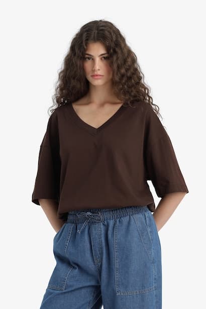 Oversize Fit V Neck Short Sleeve T-Shirt (4)