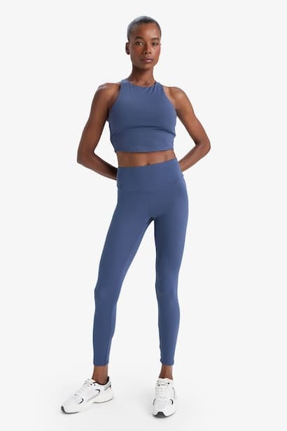 Padded Stretchy Fabric Sports Bra Sportswear (٤)