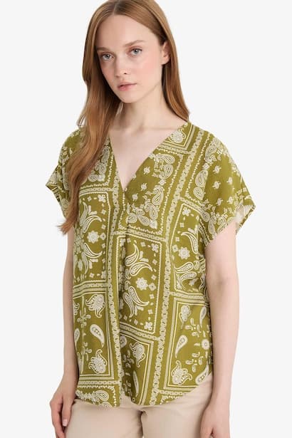 V Neck Patterned Short Sleeve Blouse