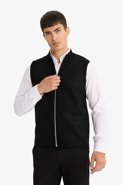 Standard Fit Turtleneck Knitwear Vest (4)