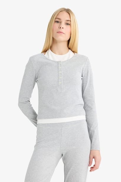 Ribana Long Sleeve T-Shirt (٣)