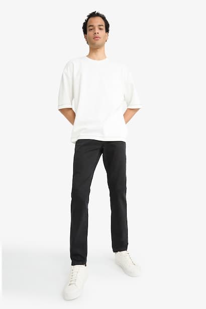 Carlo Skinny Fit Regular Waist Jeans Denims (٣)